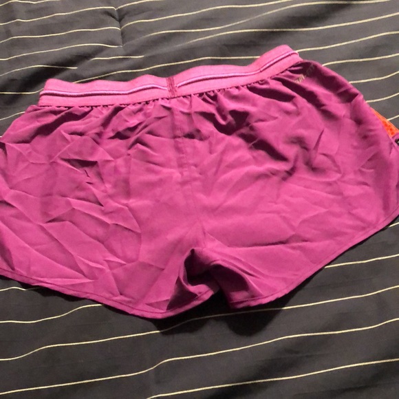 Nike shorts - Picture 2 of 2